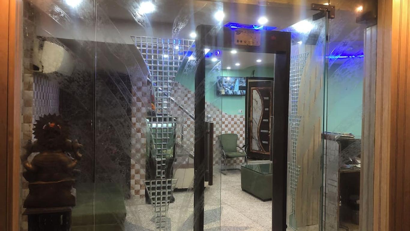 Hotel Darpan Palace -New Delhi Railway Station
