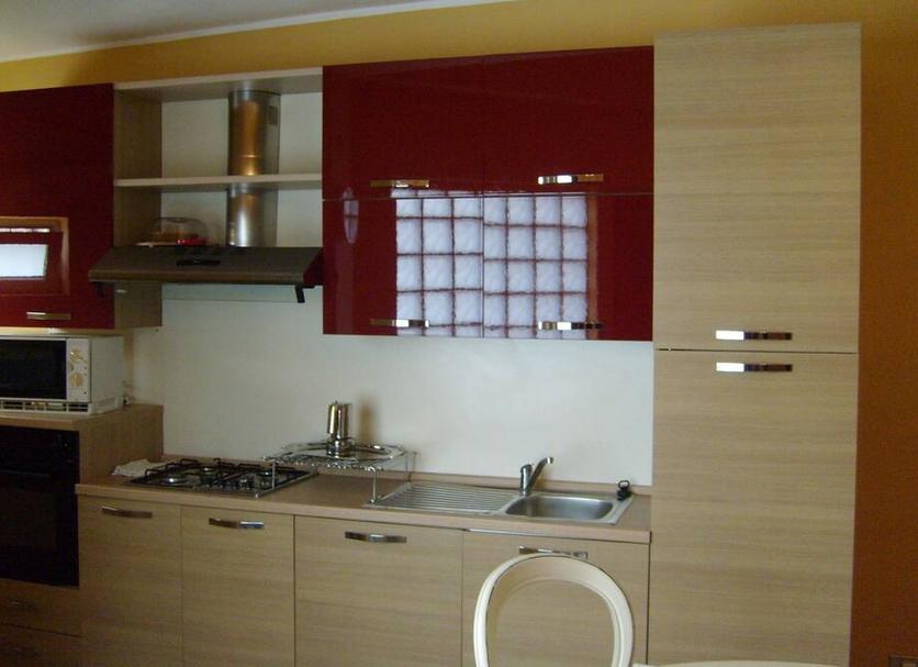 Kitchen Photo