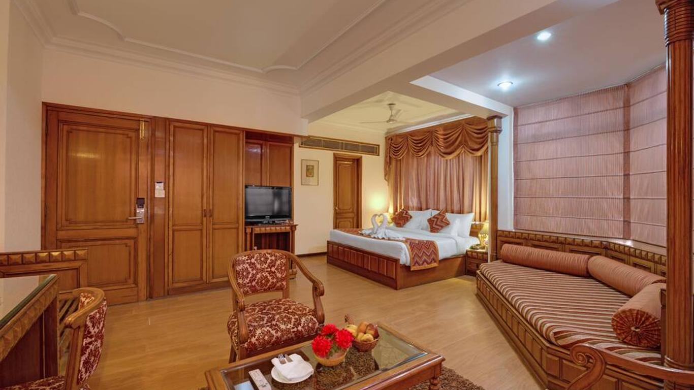 hotel Baljees Regency