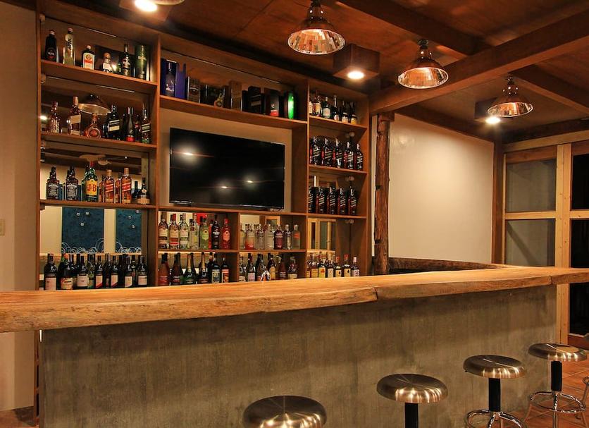 Bar Photo