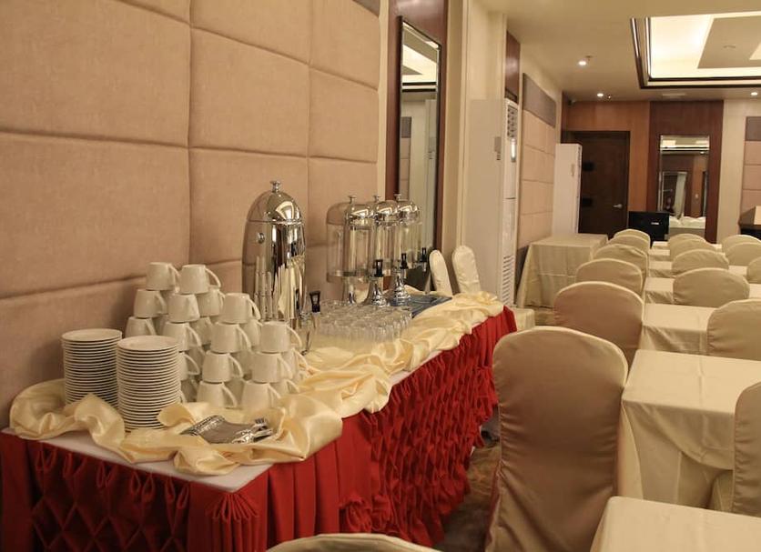 Banquet hall Photo