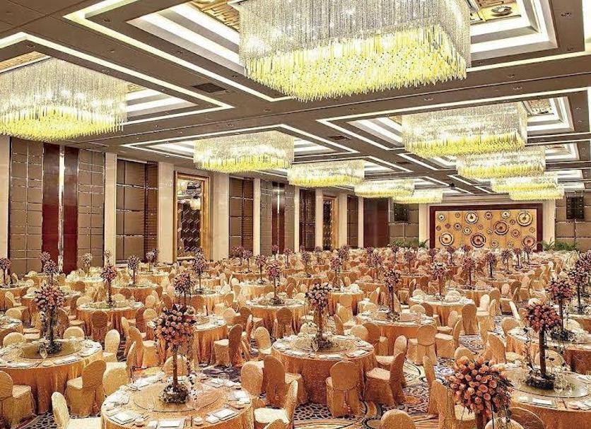 Banquet hall Photo
