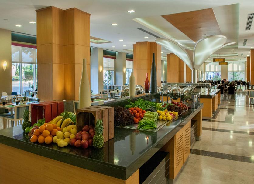 Buffet Photo