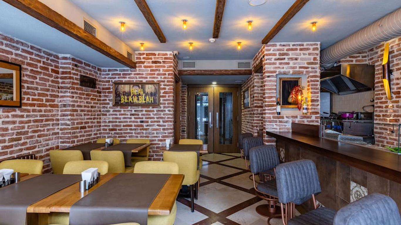 Seraglio Hotel & Suites