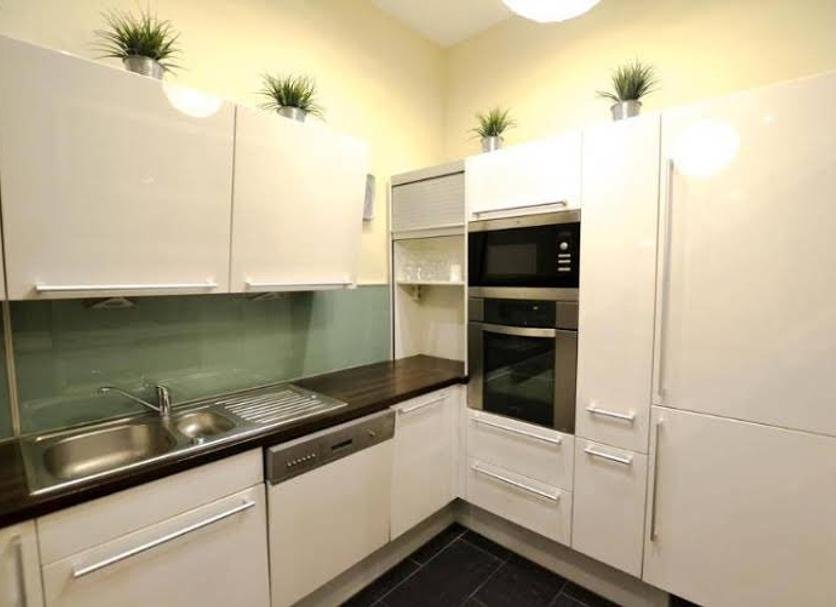 Kitchen Photo