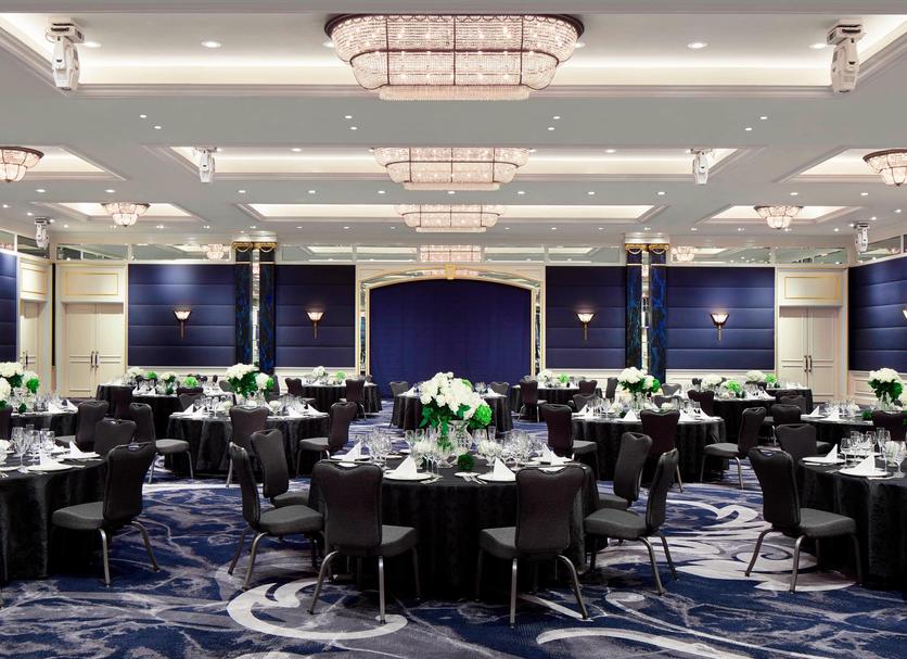 Banquet hall Photo