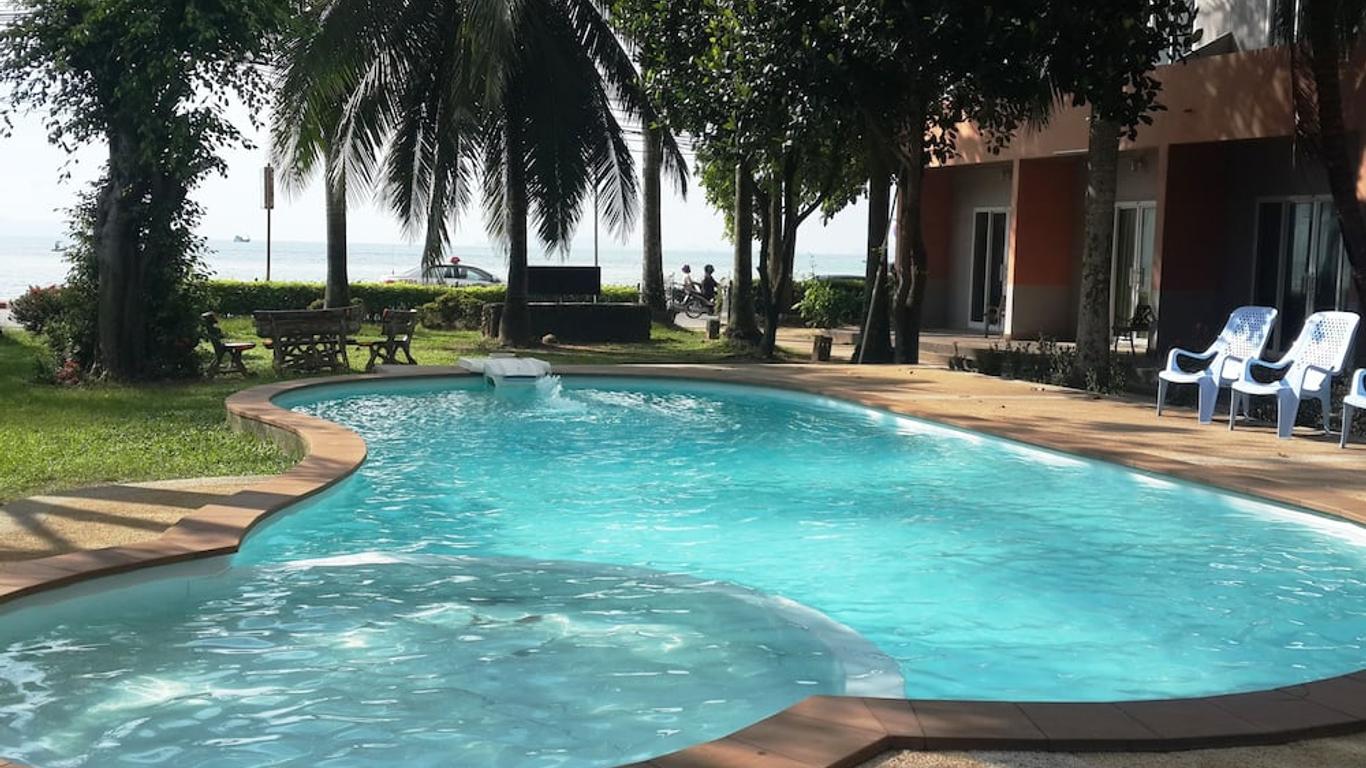 Jinta Hotel Nathon Beach