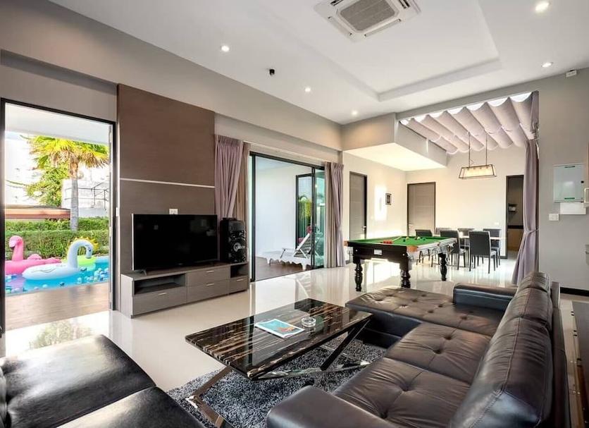 Living room Photo