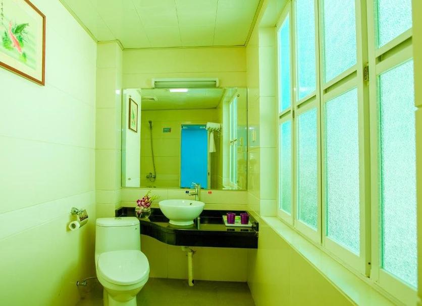 Bathroom Photo