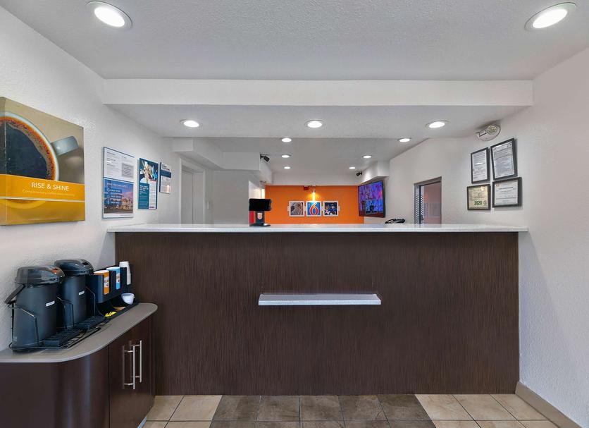 Front desk Photo