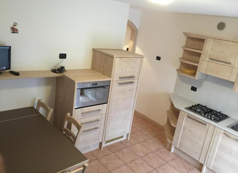 Kitchen Photo