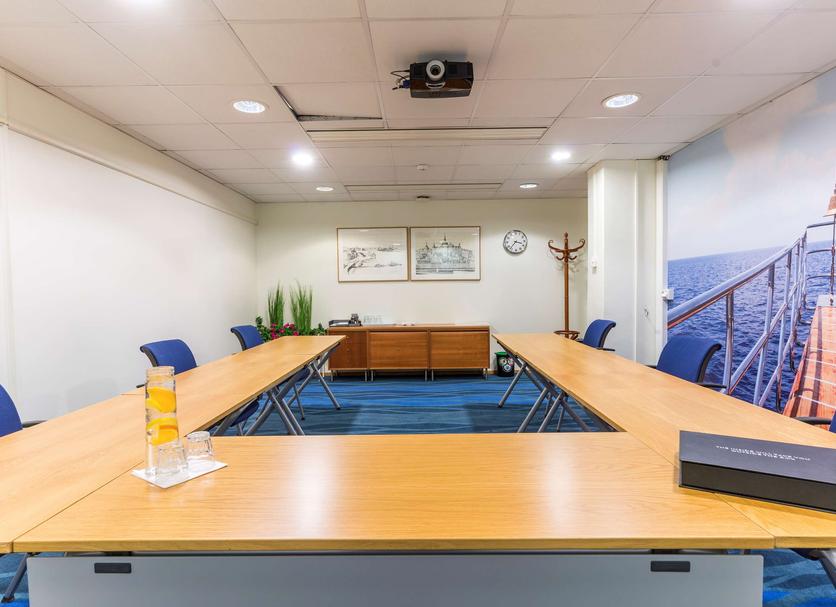 Conference room Photo