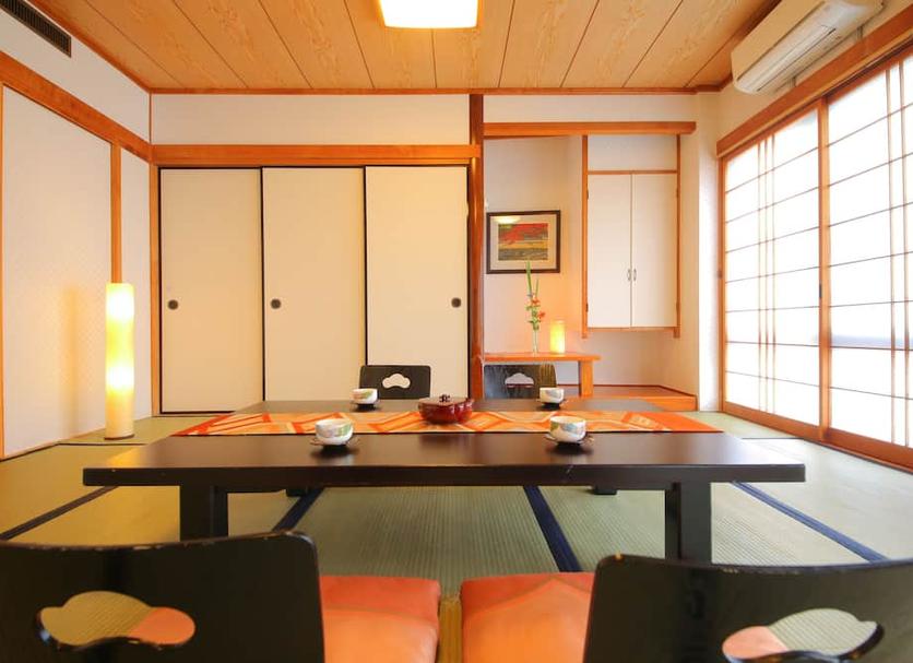 Dining room Photo