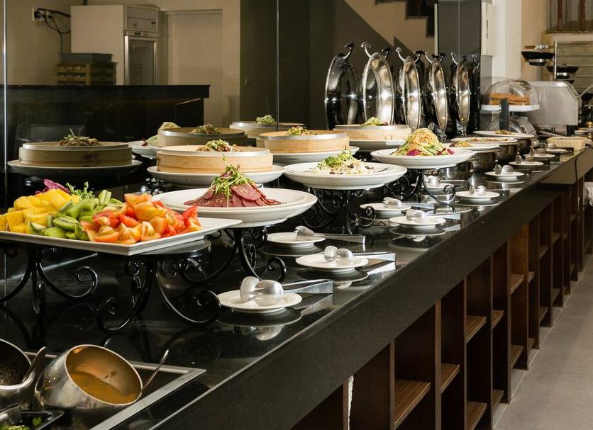 Buffet Photo