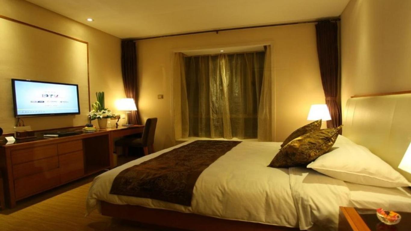 Expo Garden Hotel