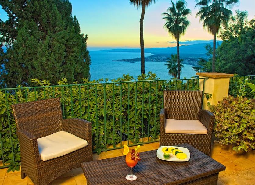 Balcony Photo
