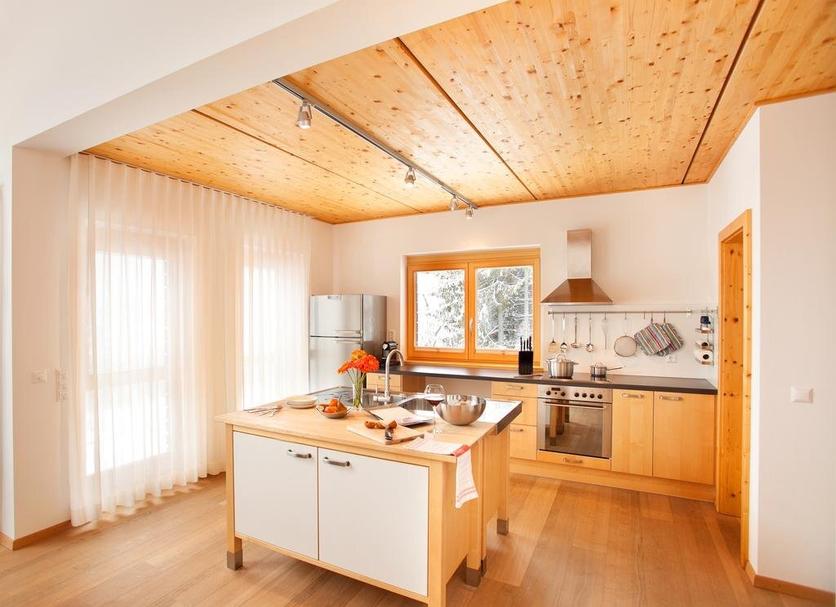 Kitchen Photo