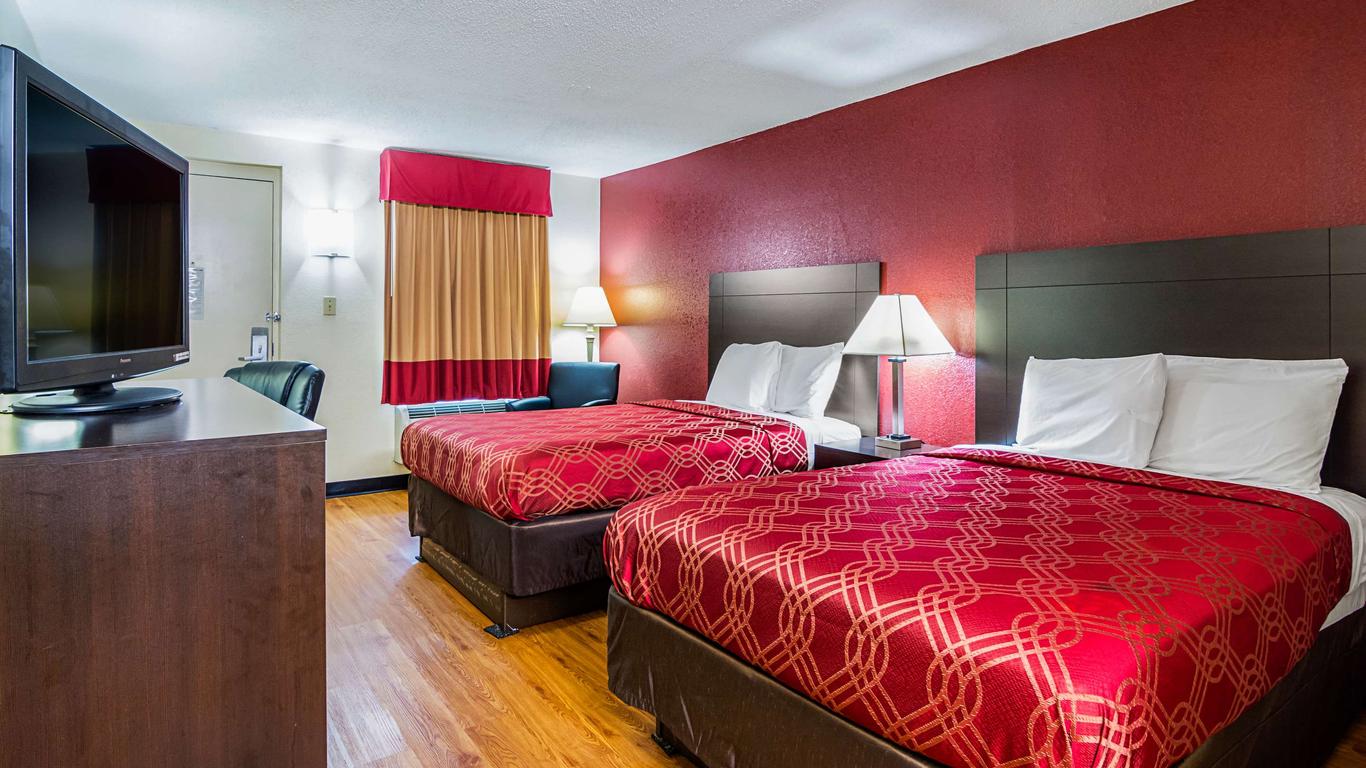 Econo Lodge Research Triangle Park