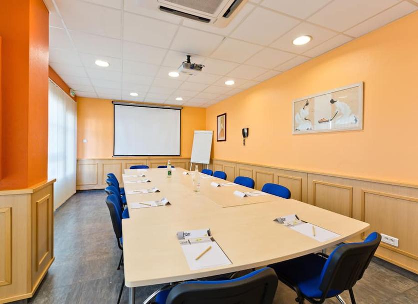Conference room Photo