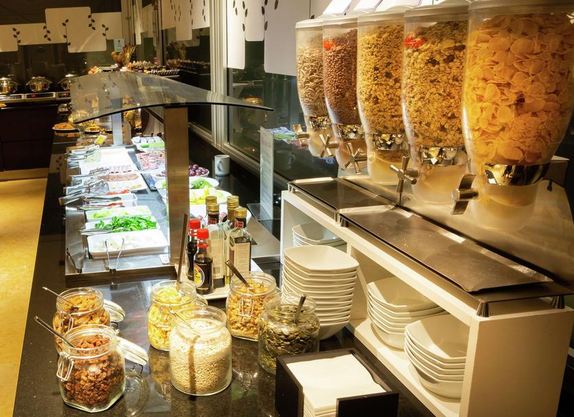 Buffet Photo