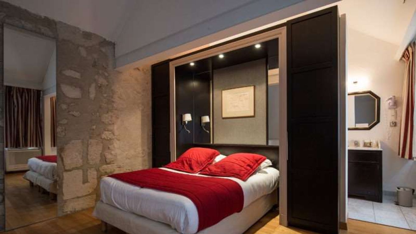 Hotel du Jeu de Paume RM 1,194. Paris Hotel Deals & Reviews - KAYAK