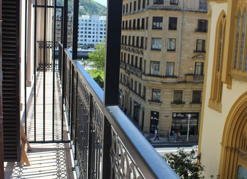 Balcony Photo
