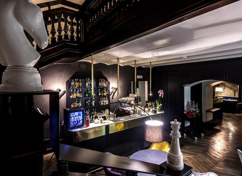 Bar Photo