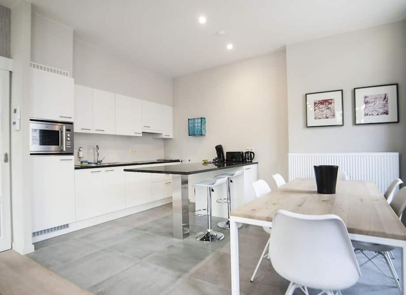 Kitchen Photo