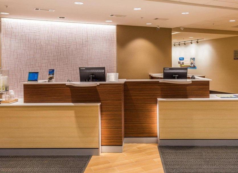 Front desk Photo