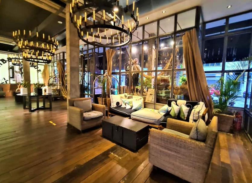 Lounge Photo