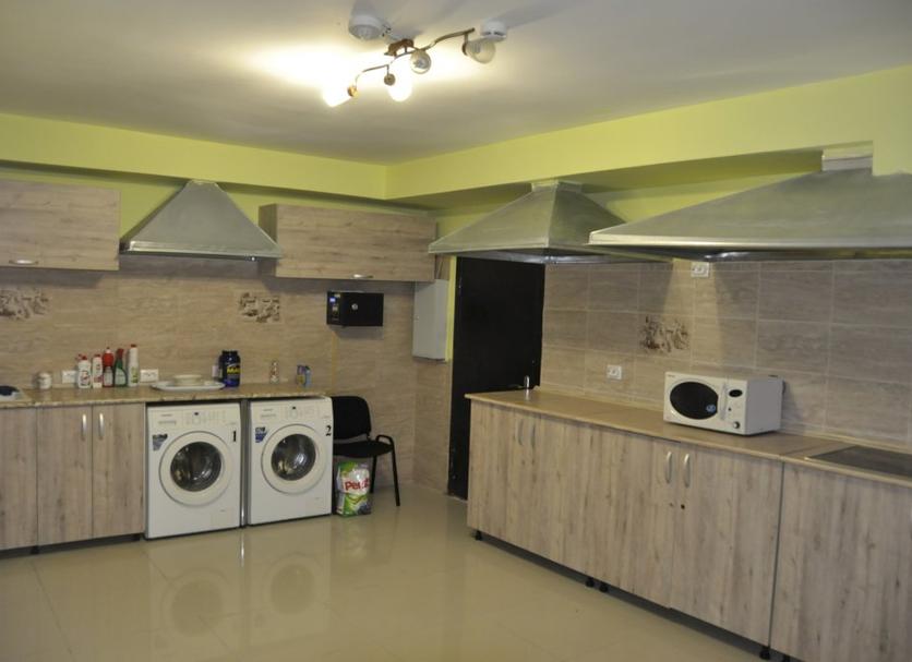 Kitchen Photo