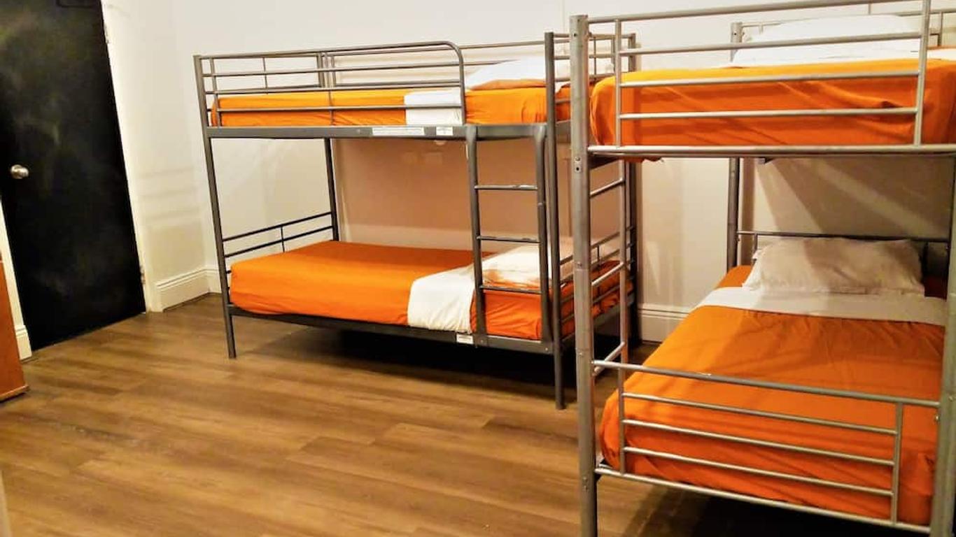 Asylum Sydney Backpackers Hostel