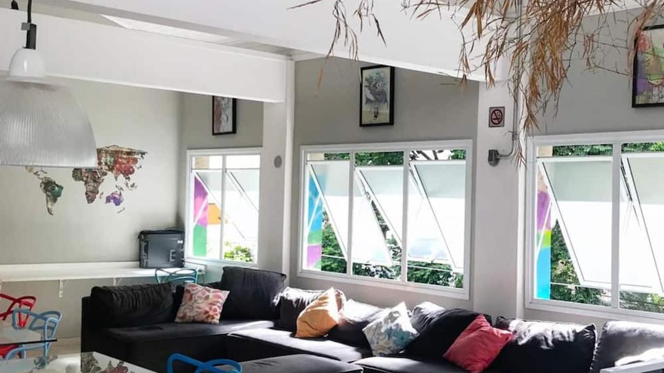 Viva Hostel Design
