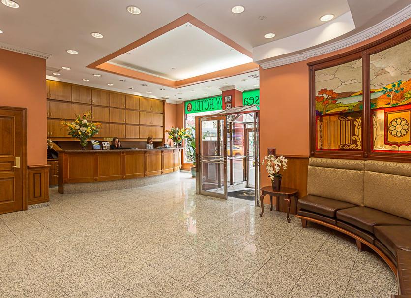 Front desk Photo