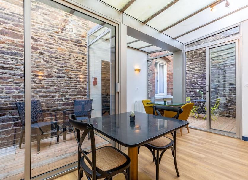 Dining room Photo