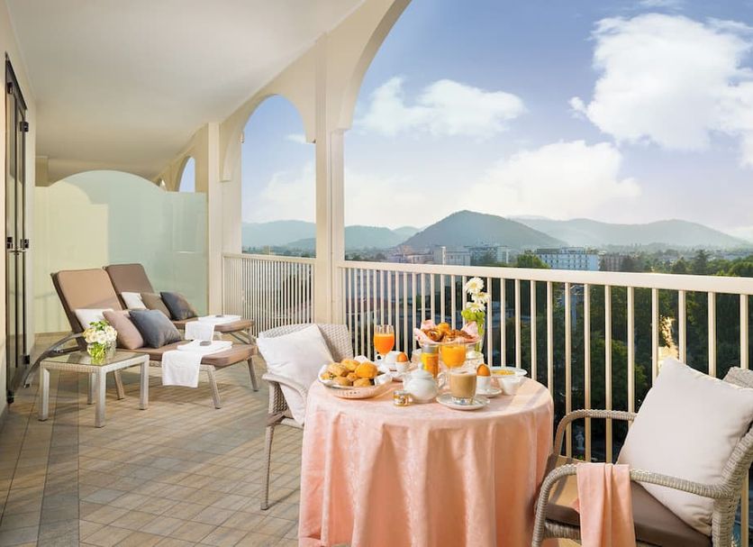 Balcony Photo