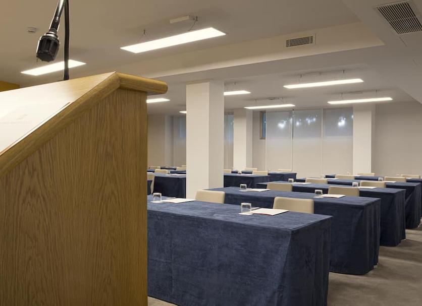 Conference room Photo