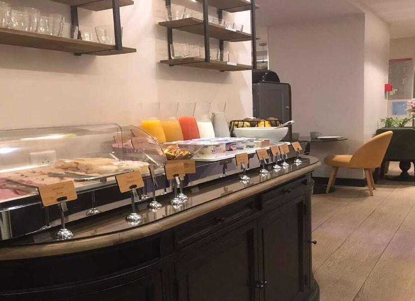 Buffet Photo