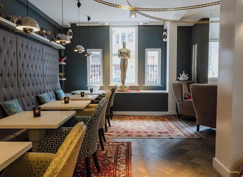 Restaurant Photo