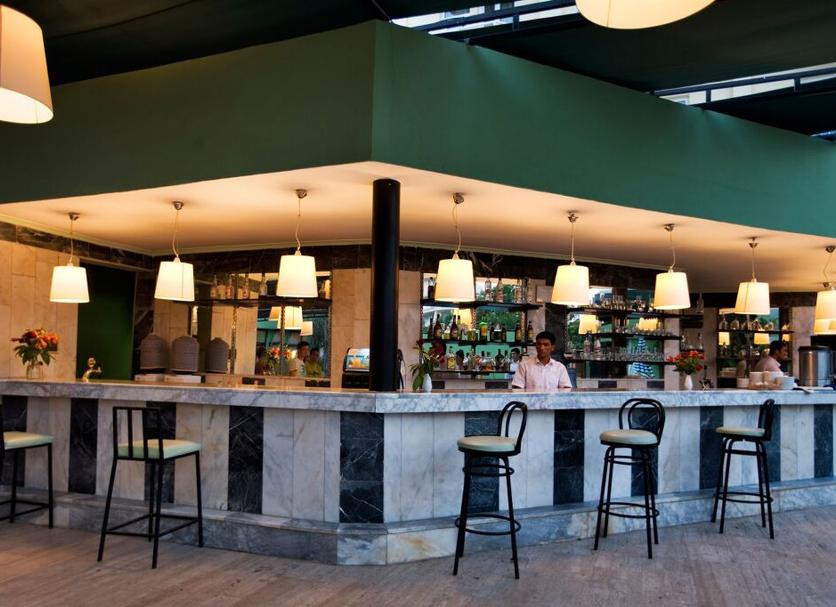 Bar Photo