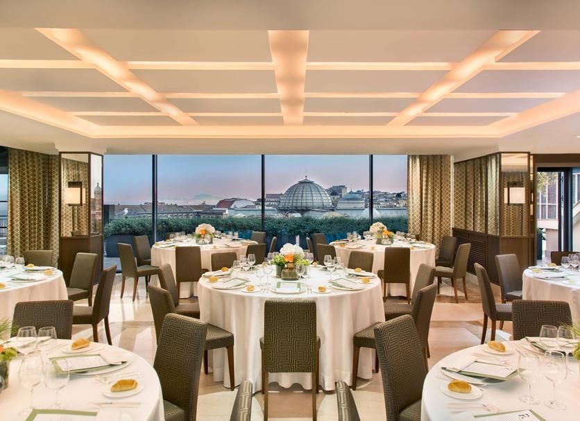Banquet hall Photo