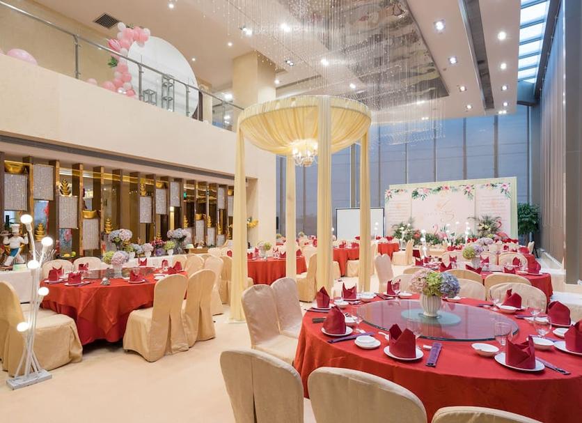 Banquet hall Photo