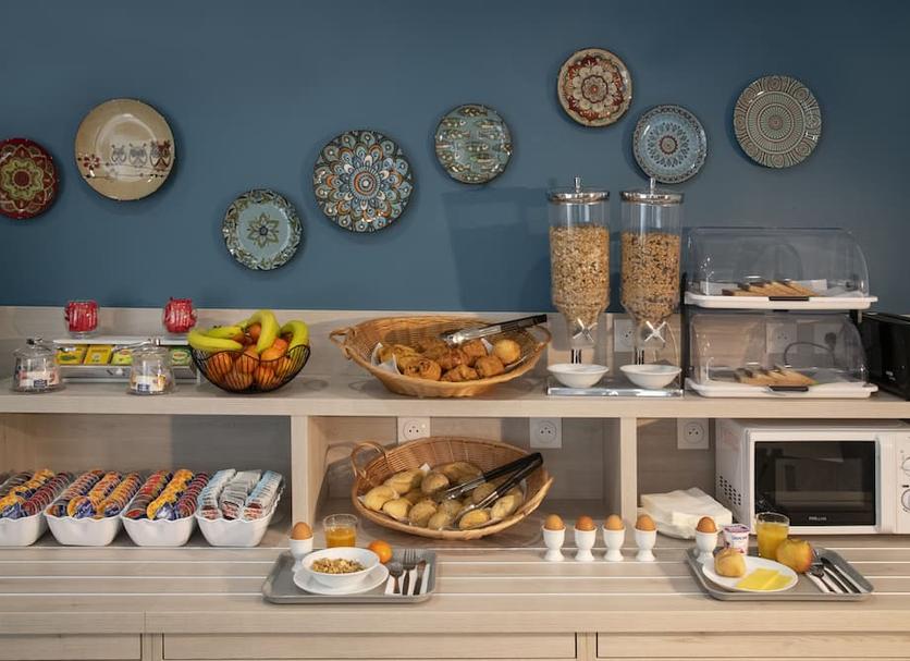 Buffet Photo