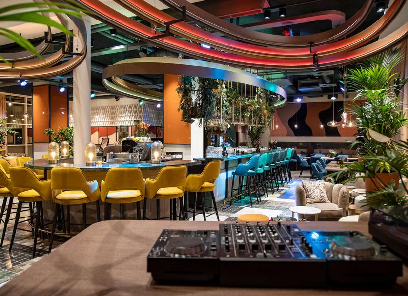 Bar Photo