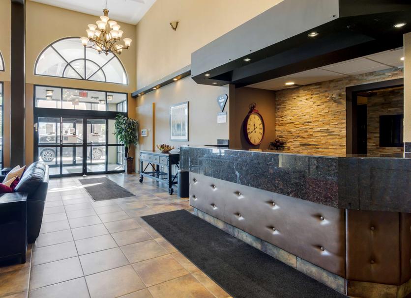 Front desk Photo