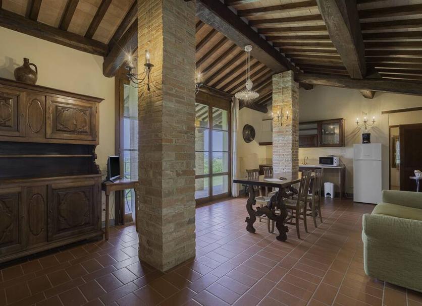 Dining room Photo