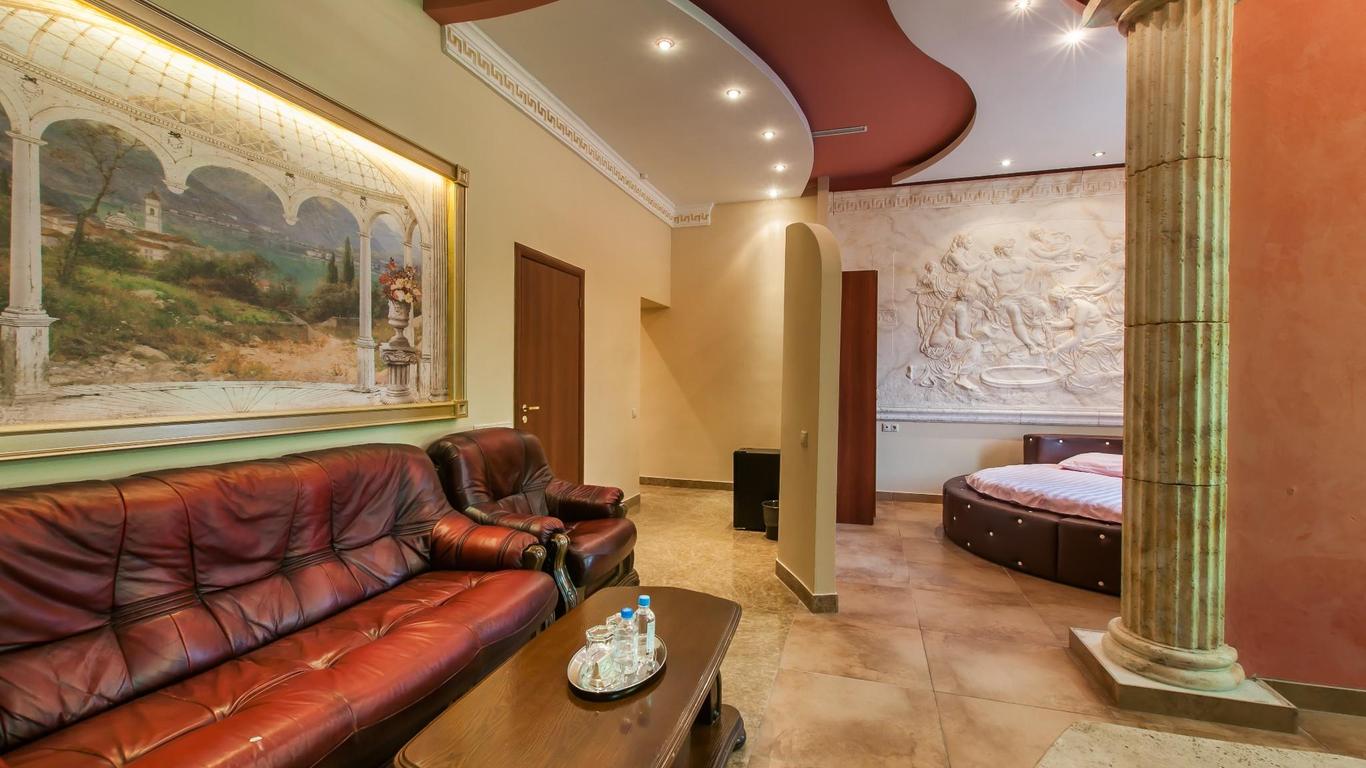 Hotel Cron