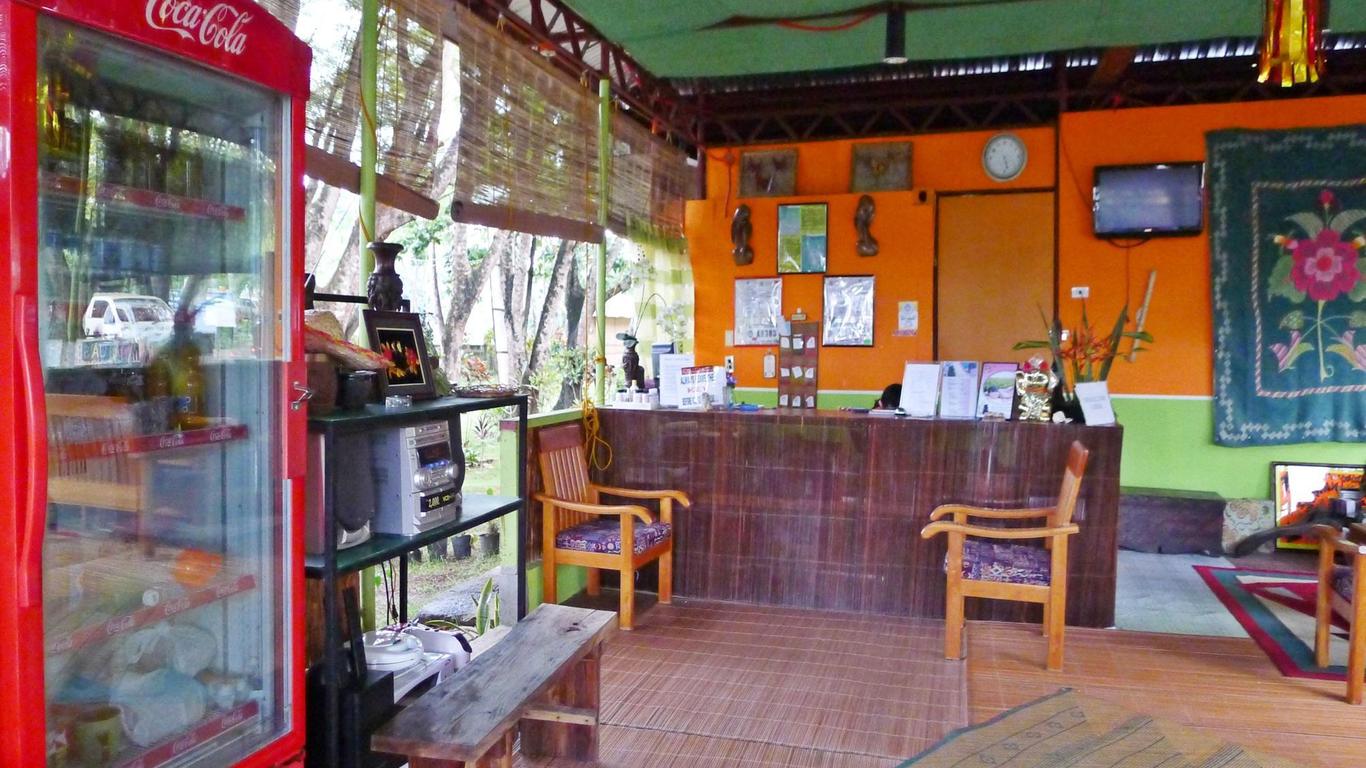 OYO 671 Natua's Cabin