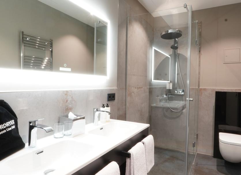 Bathroom Photo