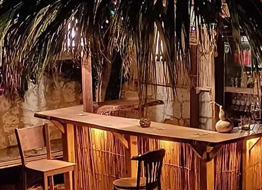 Bar Photo